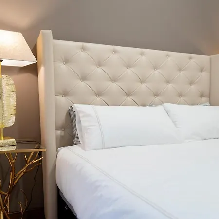 Appartamento De La Guardia 1 *